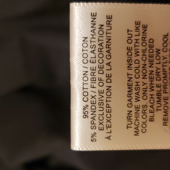 NWOT Express Mens Tshirt - Picture 3 of 4